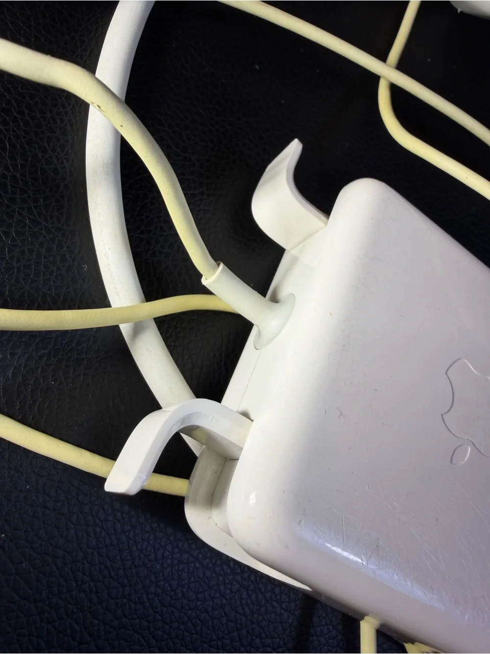 Apple 85W Magsafe 2 Power Adapter Model A1424 W/Extension Cord & Magnetic Connec